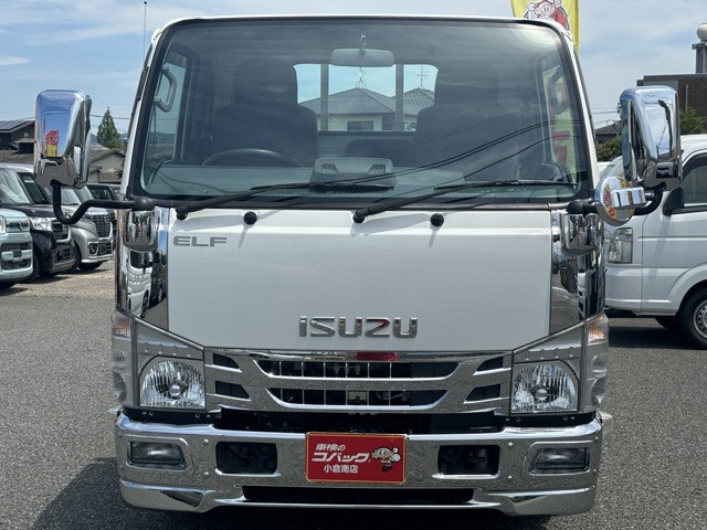 いすゞ エルフ 2RG-NKR88A(2WD)の写真2