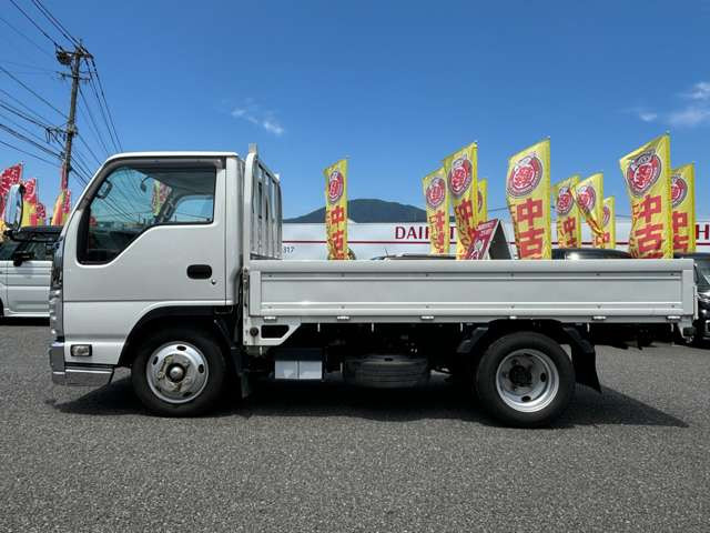 いすゞ エルフ 2RG-NKR88A(2WD)の写真5