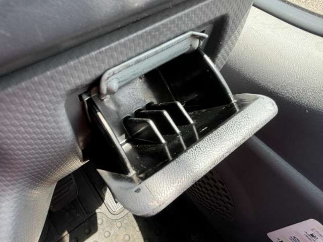 いすゞ エルフ 2RG-NKR88A(2WD)の写真36