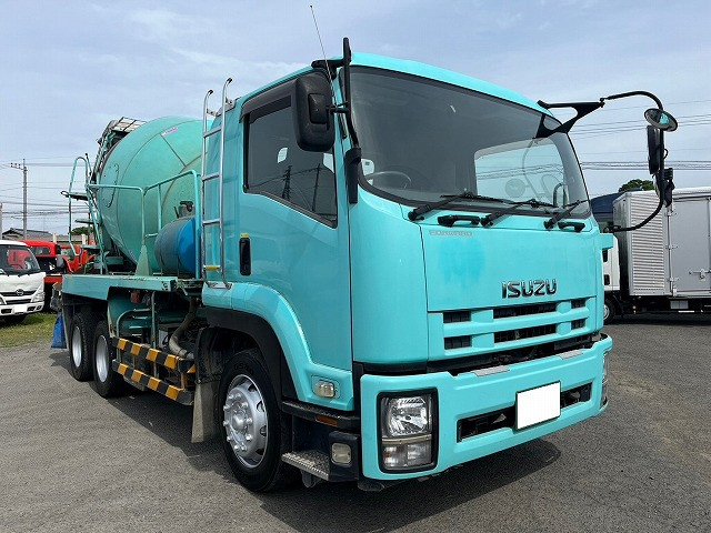 写真　イ・ドンウク いすゞ フォワード QDG-FVZ34U2(未入力/関係無)｜中古トラック
