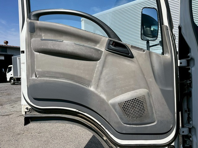 いすゞ エルフ BDG-NPR85AR(未入力/関係無)の写真24