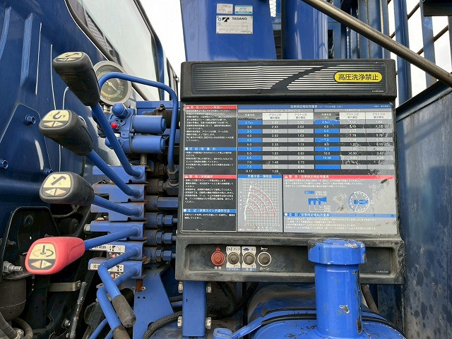 日野 プロフィア QPG-FW1EXEG(8x4)の写真15