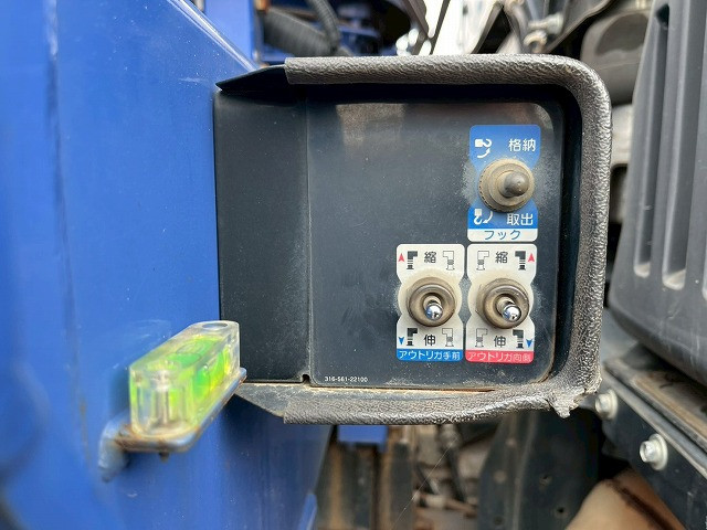 日野 プロフィア QPG-FW1EXEG(8x4)の写真17