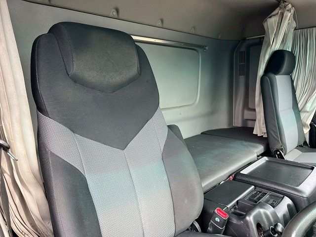 日野 プロフィア QPG-FW1EXEG(8x4)の写真25