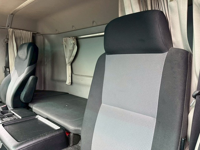 日野 プロフィア QPG-FW1EXEG(8x4)の写真29