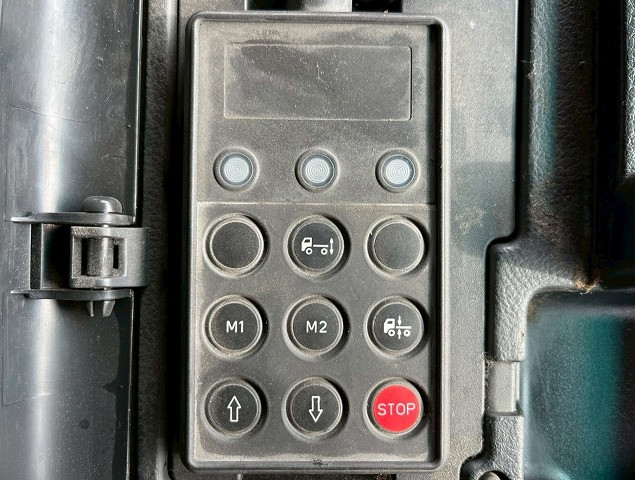 日野 プロフィア QPG-FW1EXEG(8x4)の写真36