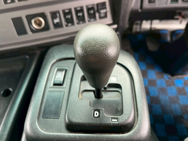 日野 プロフィア QPG-FW1EXEG(8x4)の写真37