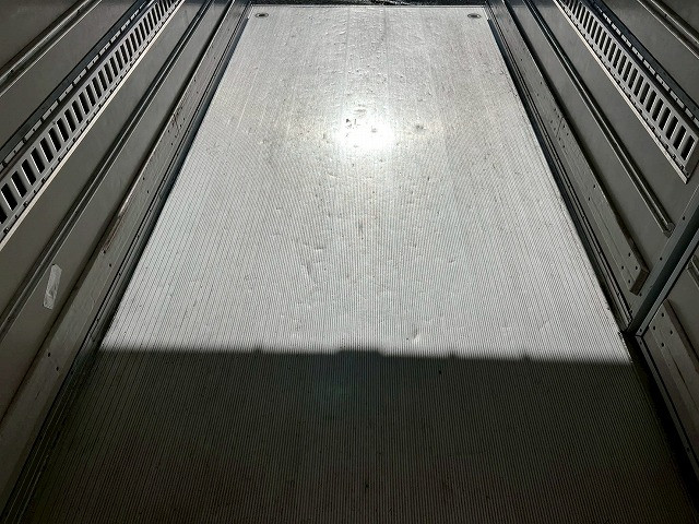 いすゞ エルフ TRG-NMR85AN(未入力/関係無)の写真13