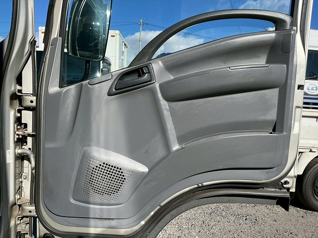 いすゞ エルフ TRG-NMR85AN(未入力/関係無)の写真19