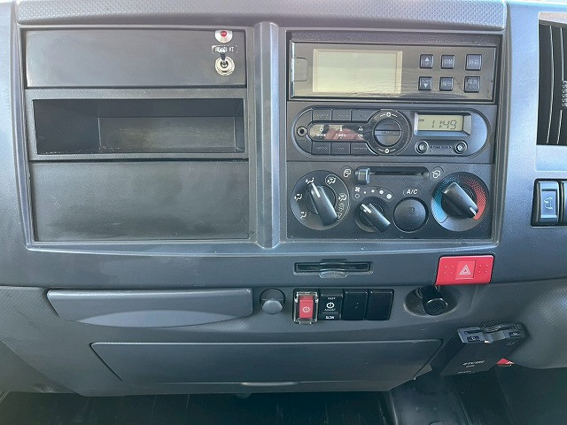 いすゞ エルフ TRG-NMR85AN(未入力/関係無)の写真29