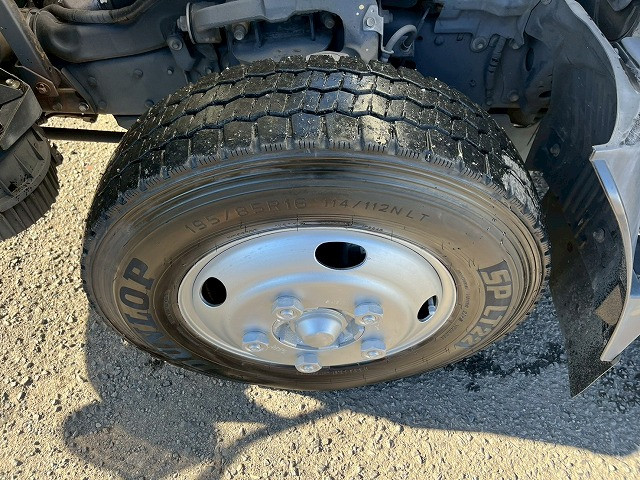 いすゞ エルフ TRG-NMR85AN(未入力/関係無)の写真46