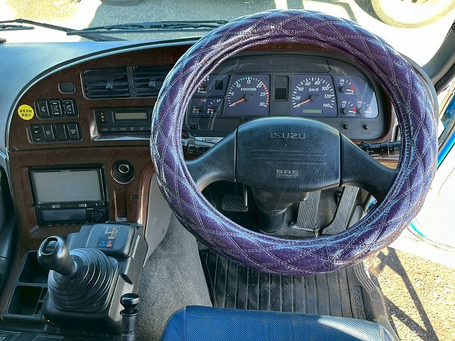 いすゞ ギガ QKG-CYJ77A(8x4)の写真25