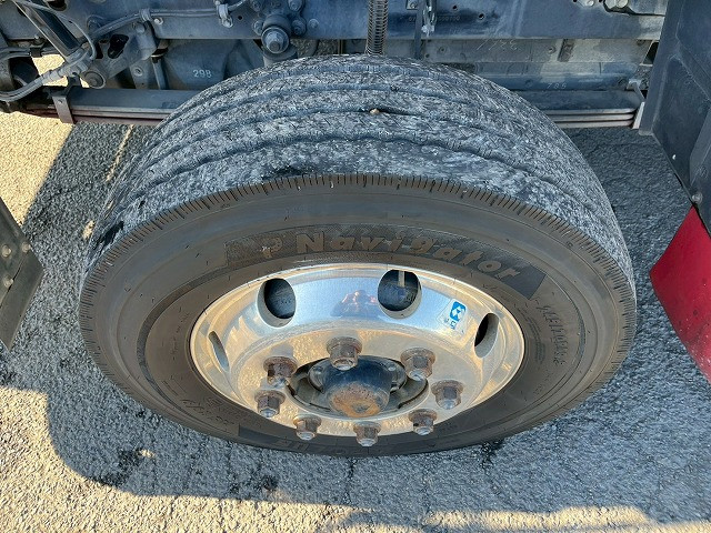 いすゞ ギガ QKG-CYJ77A(8x4)の写真47