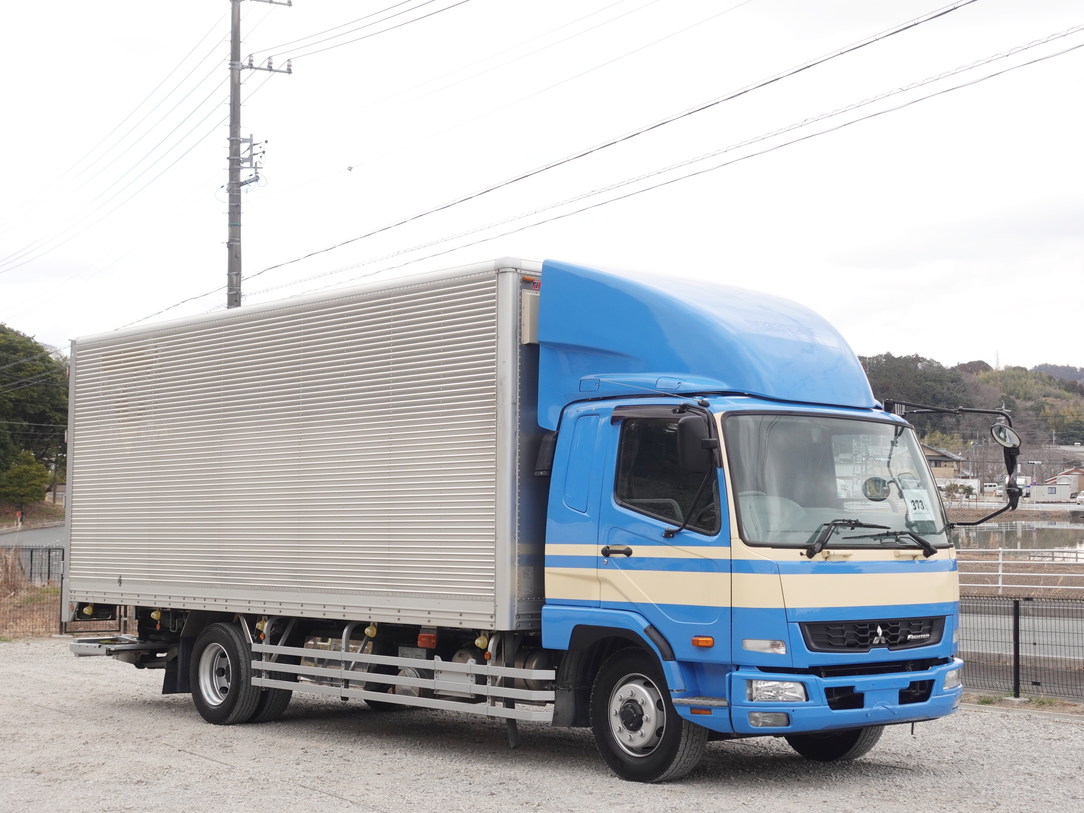 三菱 ファイター QKG-FK62FZ(2WD)｜中古トラックなら【トラック市】