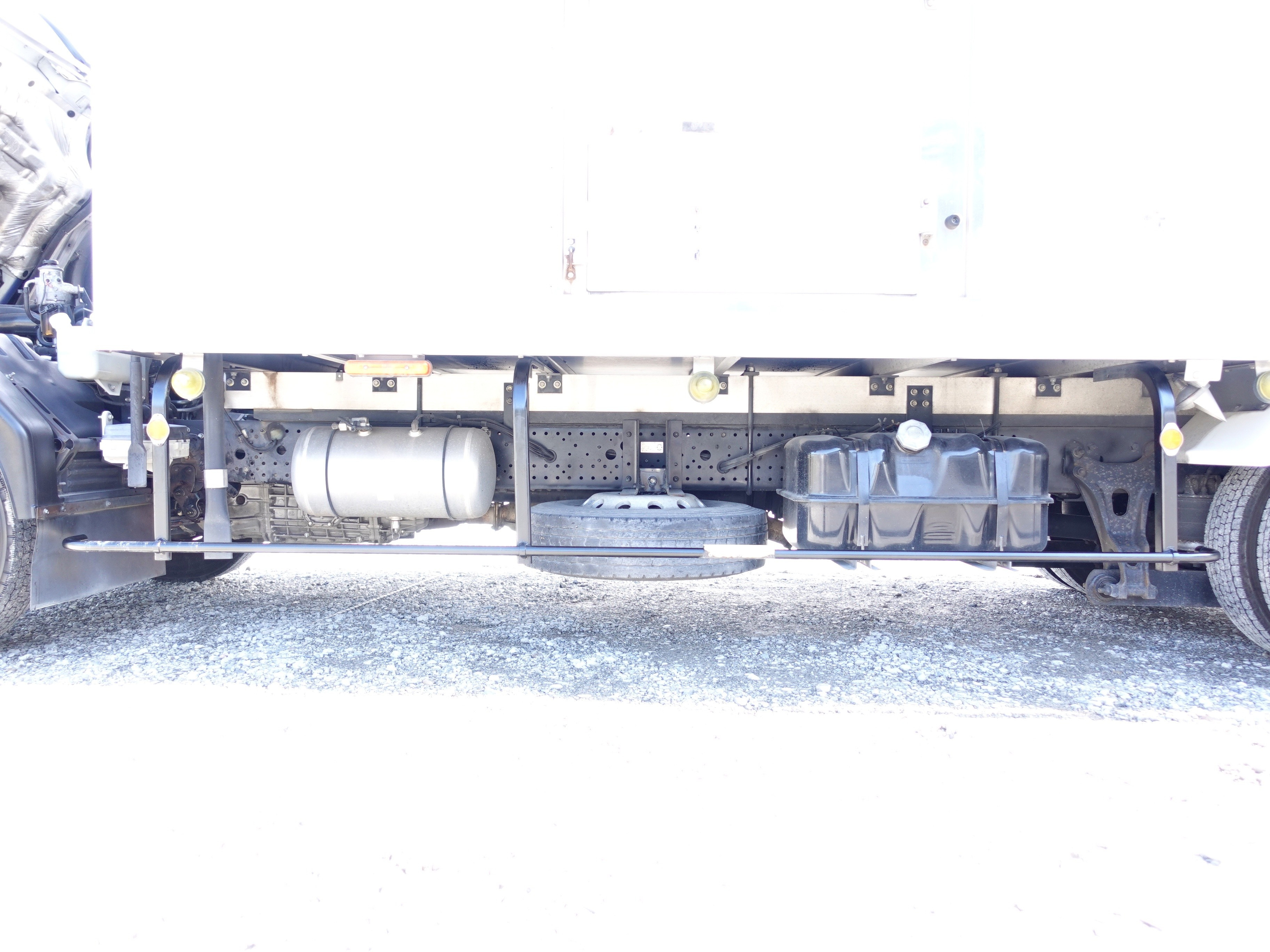 いすゞ フォワード TKG-FRR90T2(2WD)の写真19