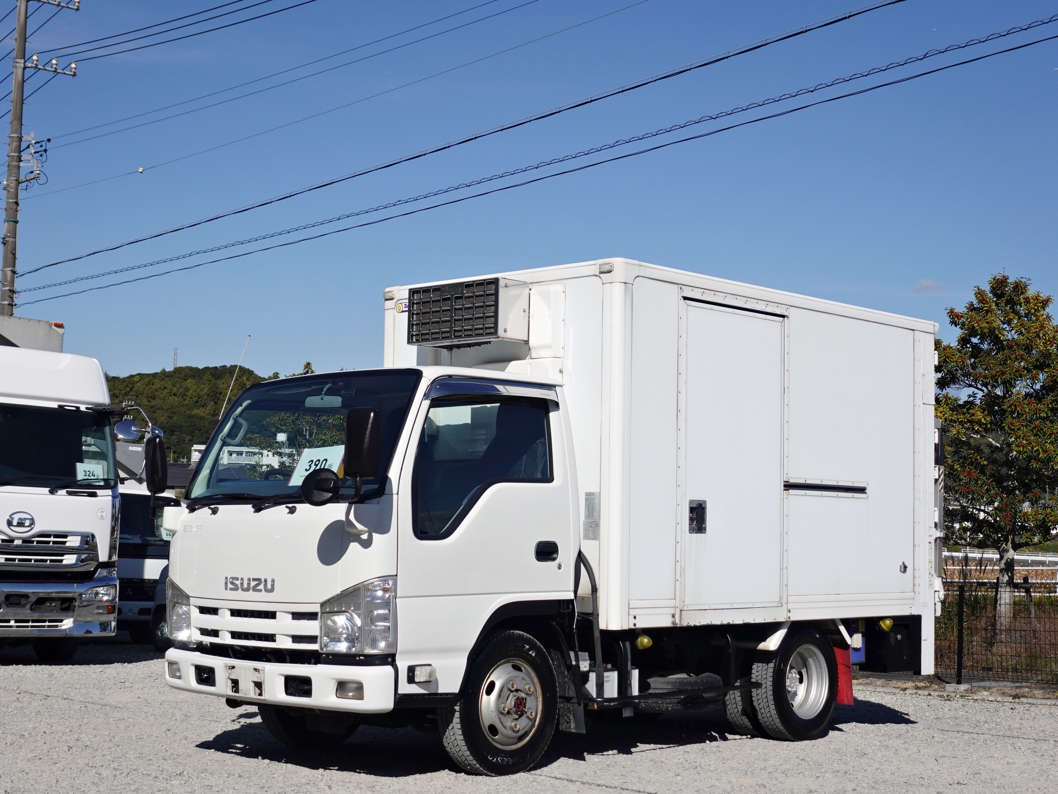 いすゞ エルフ TKG-NHS85AN(4WD)｜中古トラックなら【トラック市】