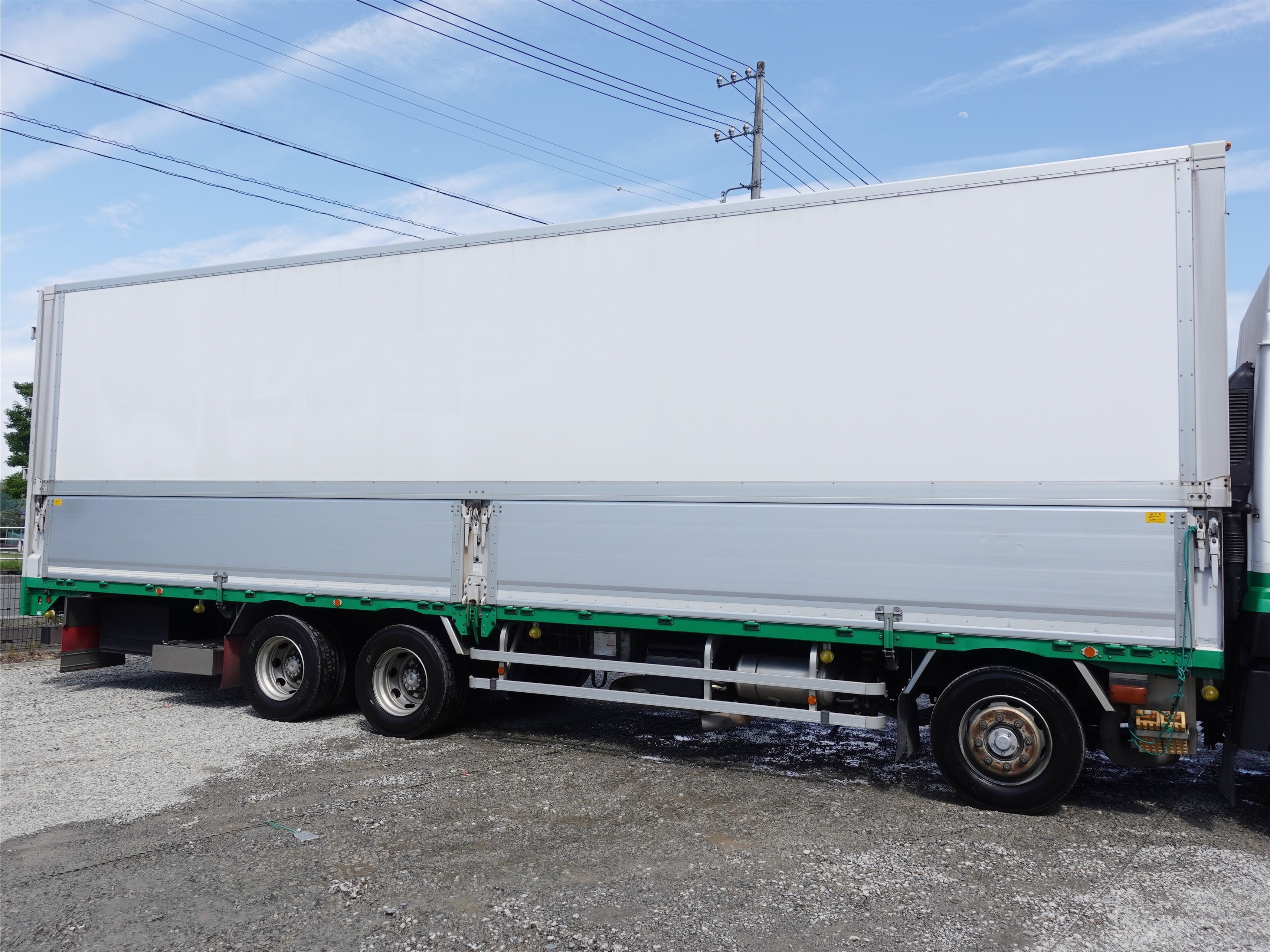 三菱 スーパーグレート QKG-FS54VZ(8x4)の写真6