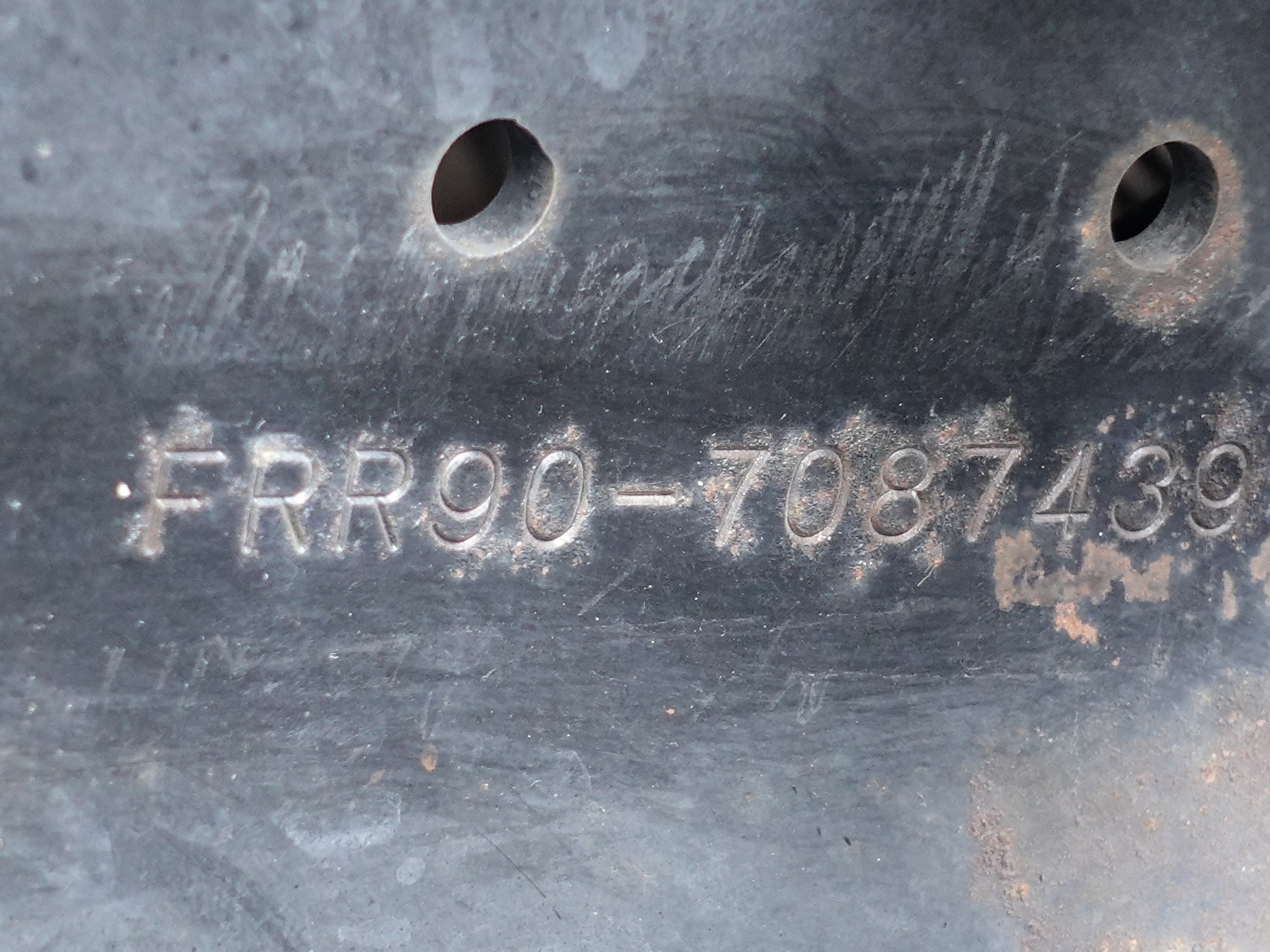 いすゞ フォワード TKG-FRR90T2(2WD)の写真13