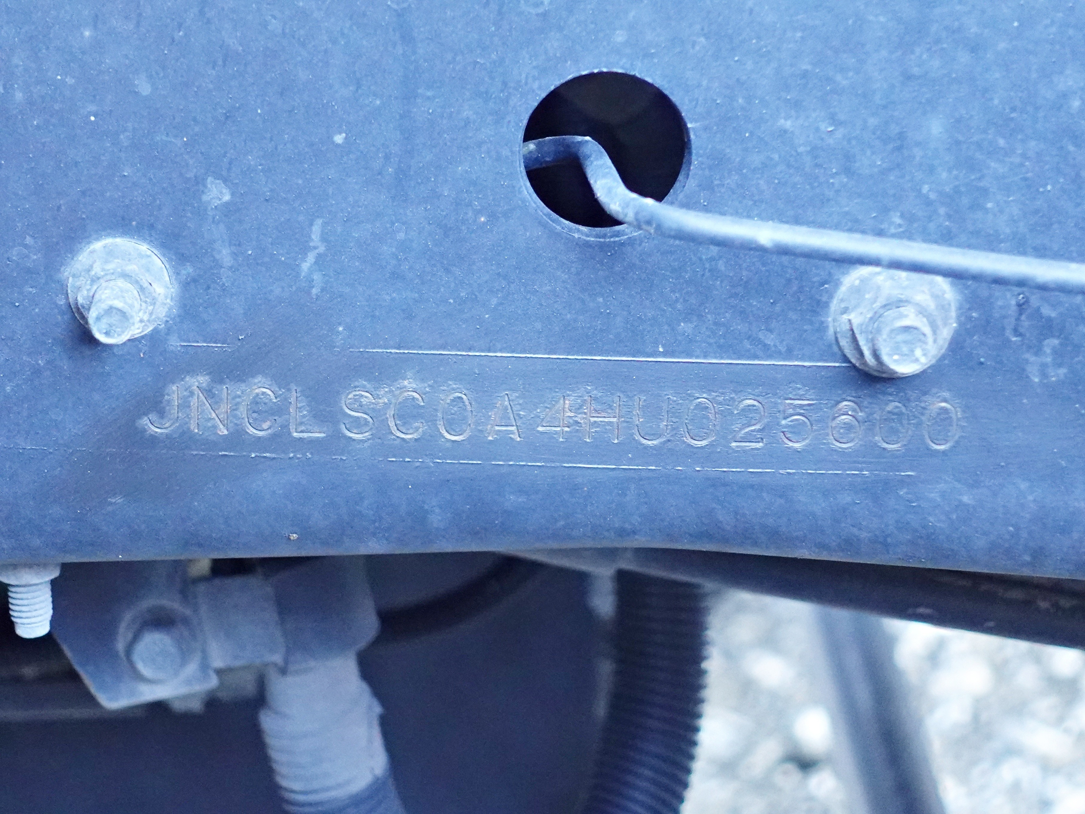 UD コンドル TKG-MK38C(2WD)の写真15