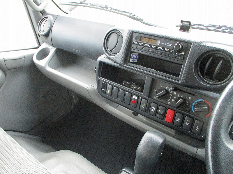 トヨタ トヨエース TKG-XZC605(2WD)の写真13