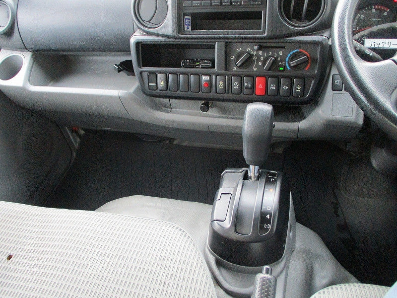 トヨタ トヨエース TKG-XZC605(2WD)の写真14