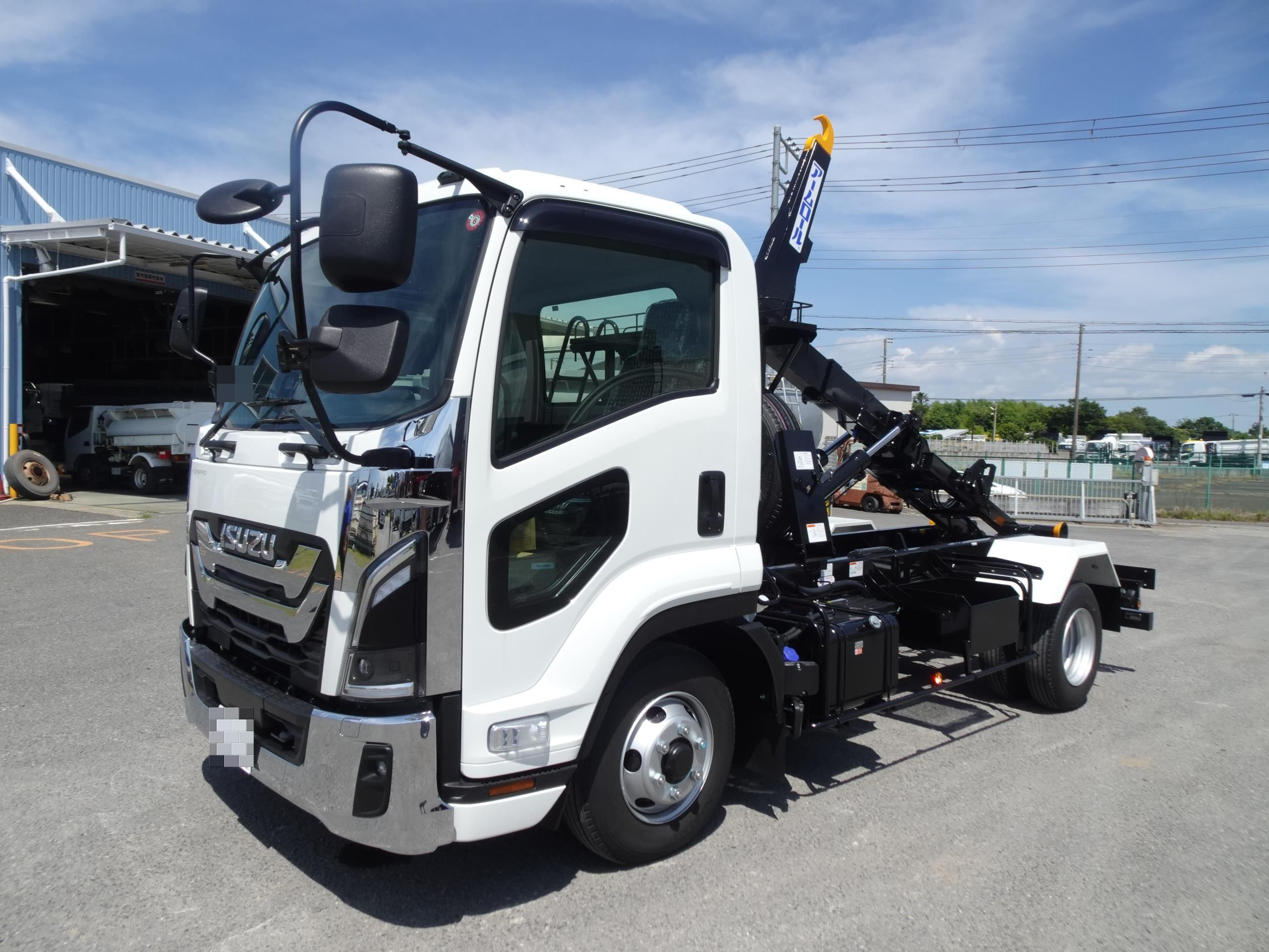 いすゞ フォワード 2RG-FRR90S4(2WD)の写真1