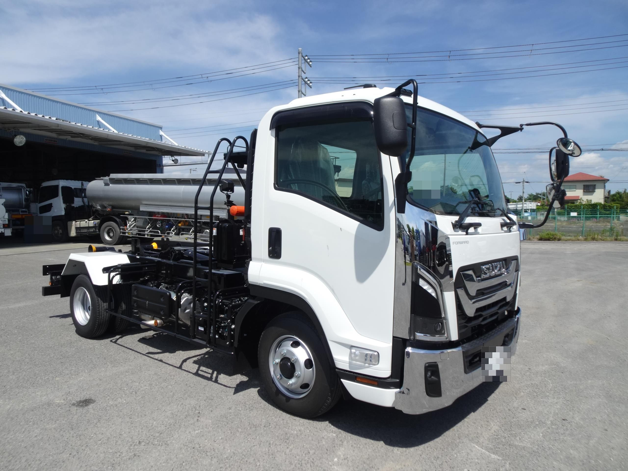 いすゞ フォワード 2RG-FRR90S4(2WD)の写真3