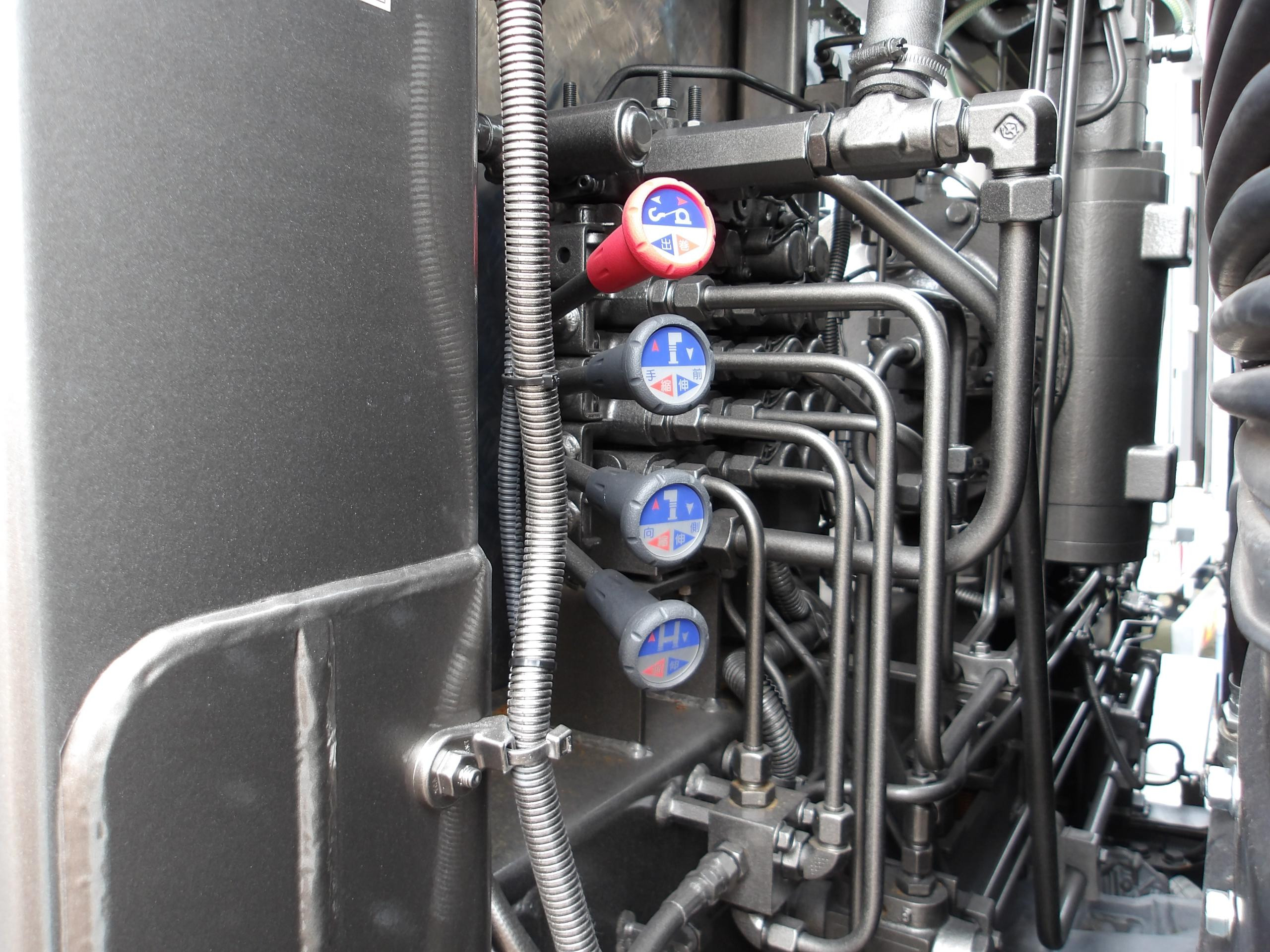 三菱 スーパーグレート 2PG-FS80VZ(8x4)の写真7