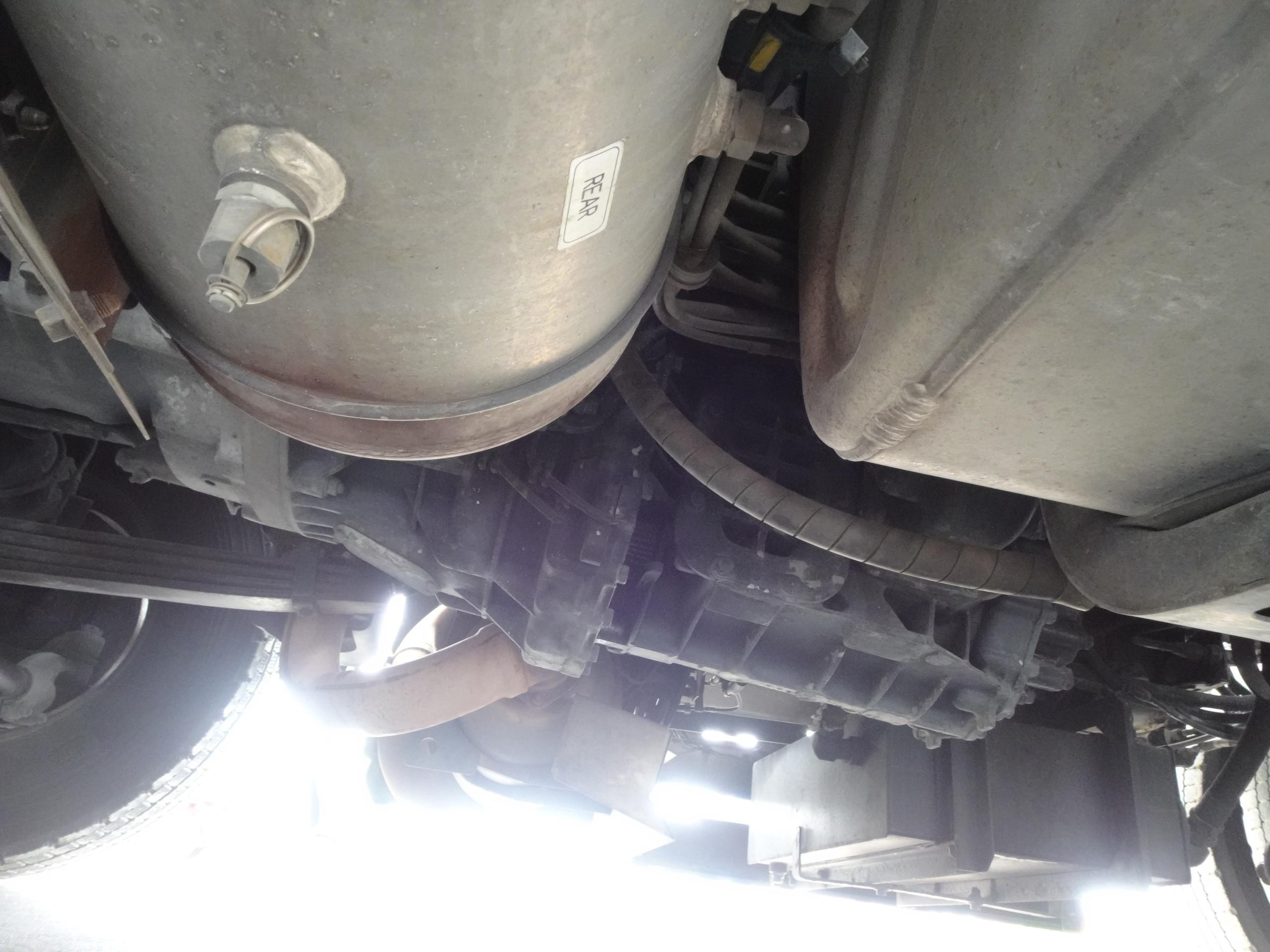 いすゞ ギガ QKG-EXD52BD(2WD)の写真15