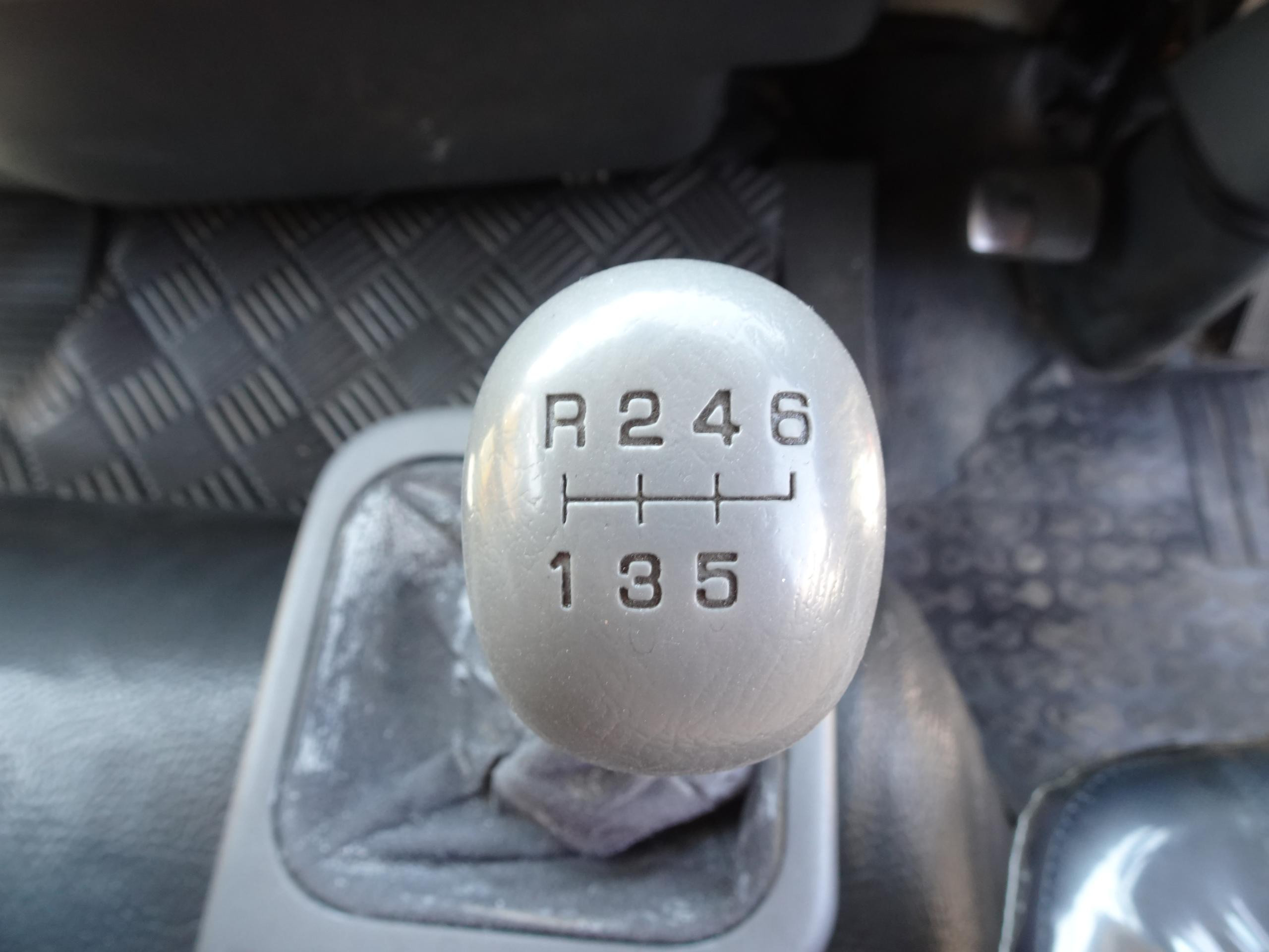 三菱 ファイター TKG-FK72FY(2WD)の写真26