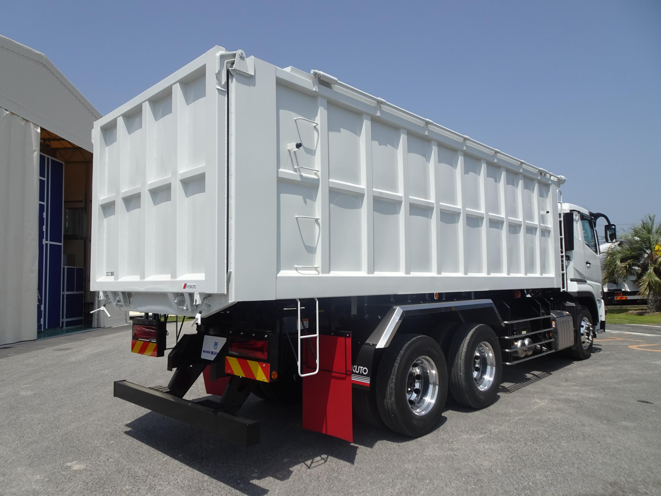 三菱 スーパーグレート 2PG-FV80VY(6x4)の写真4