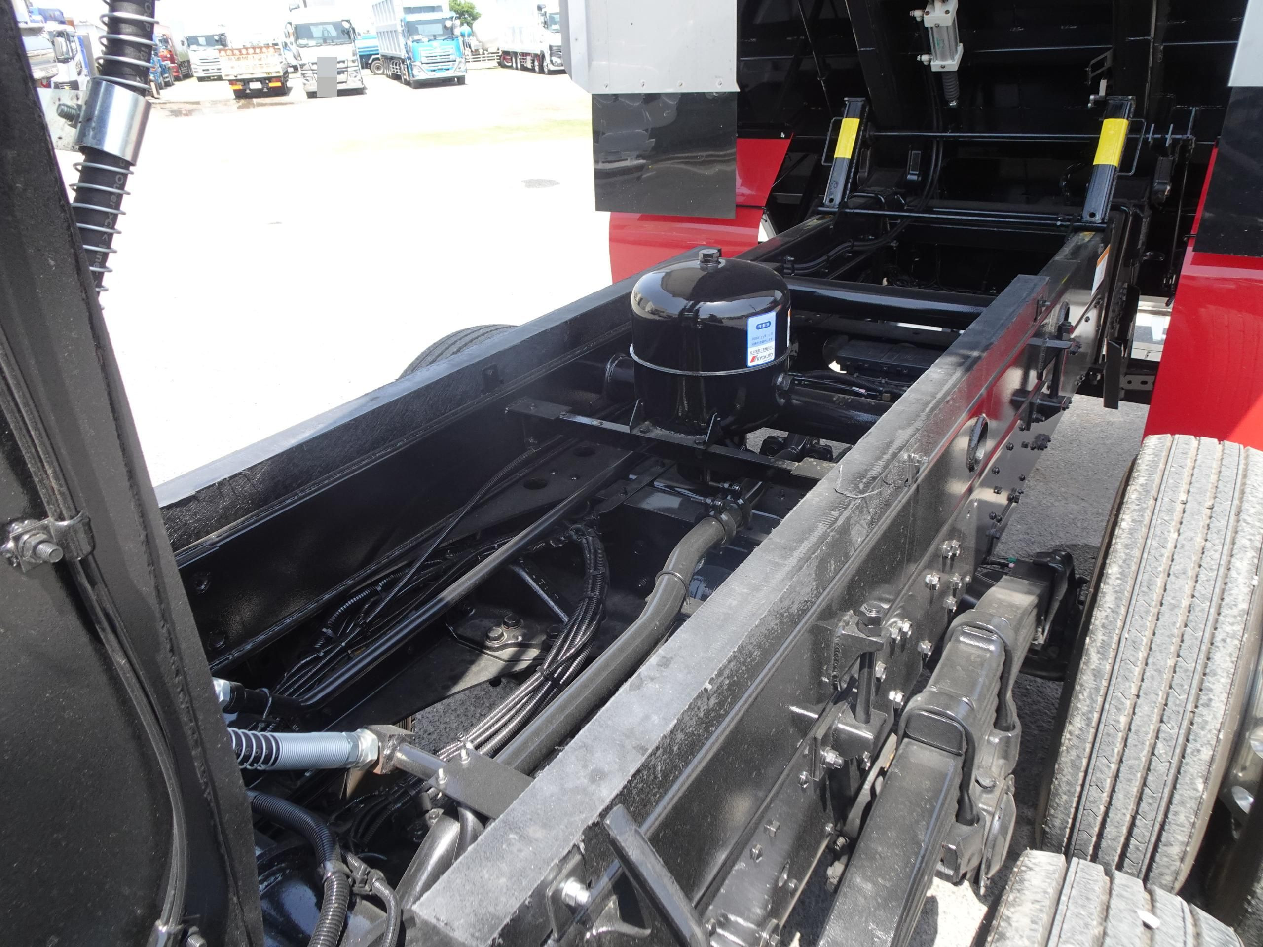 三菱 スーパーグレート 2PG-FV80VY(6x4)の写真8