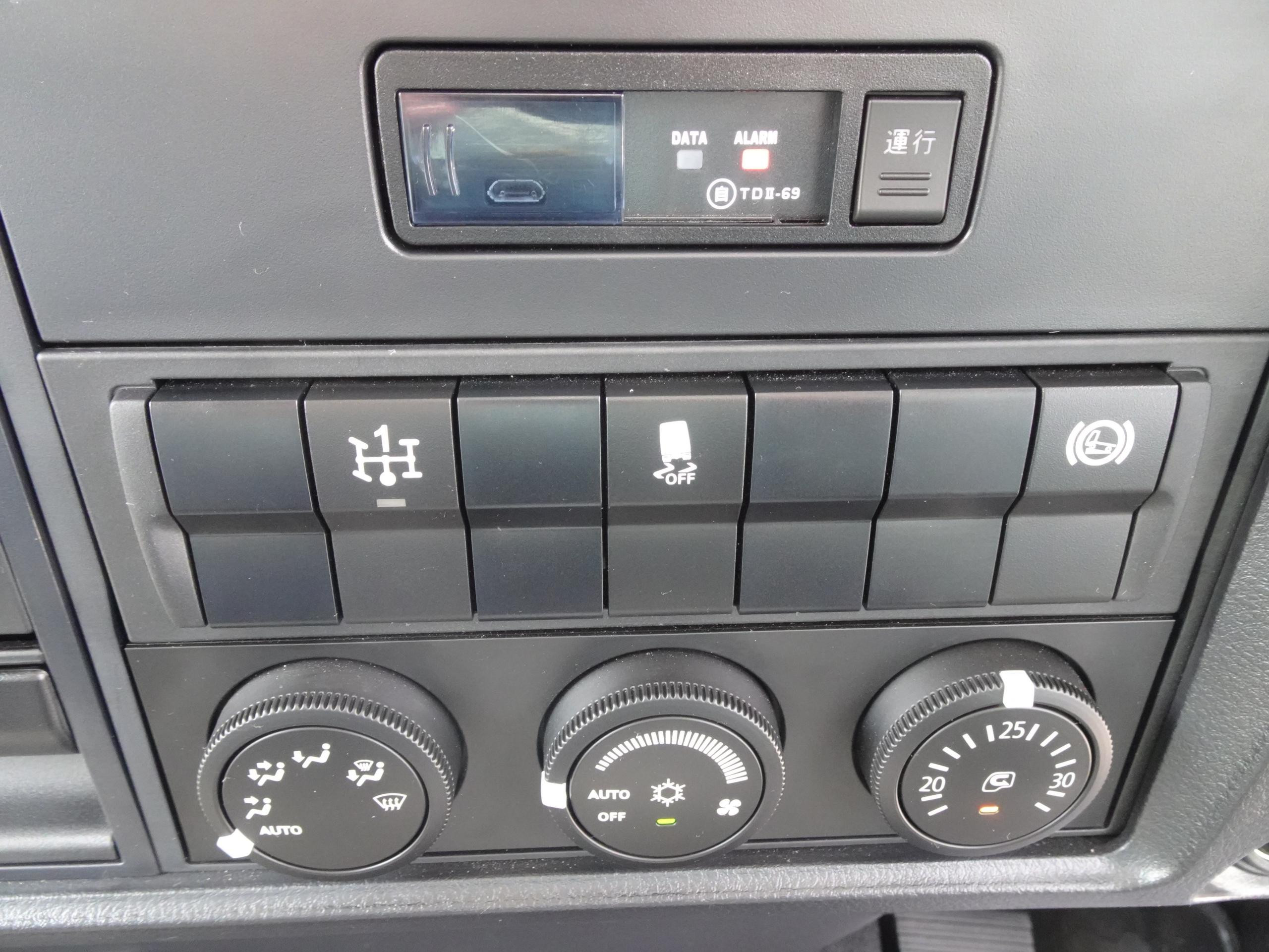 三菱 ファイター 2KG-FK62FZ(2WD)の写真20