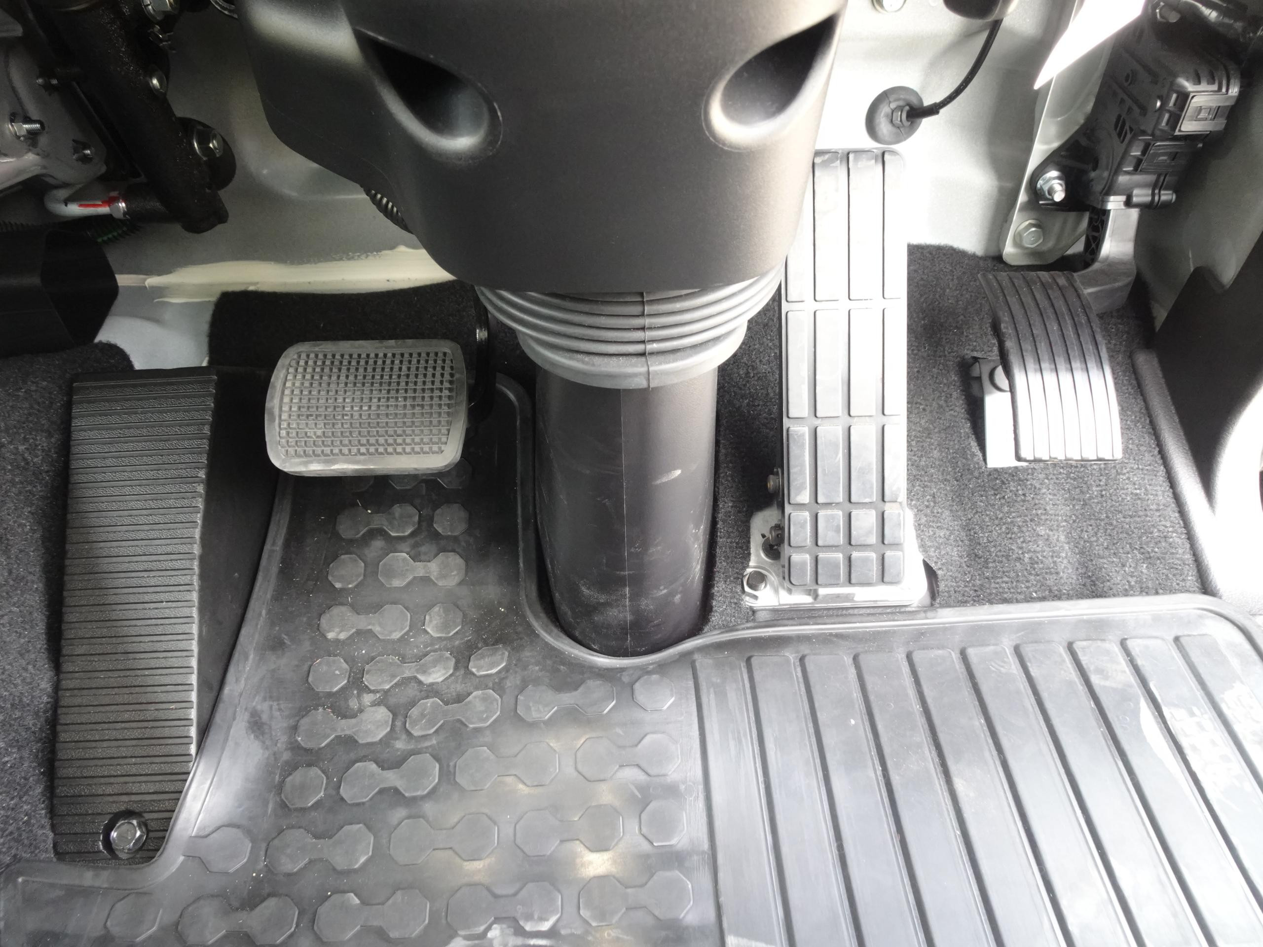 三菱 ファイター 2KG-FK62FZ(2WD)の写真24