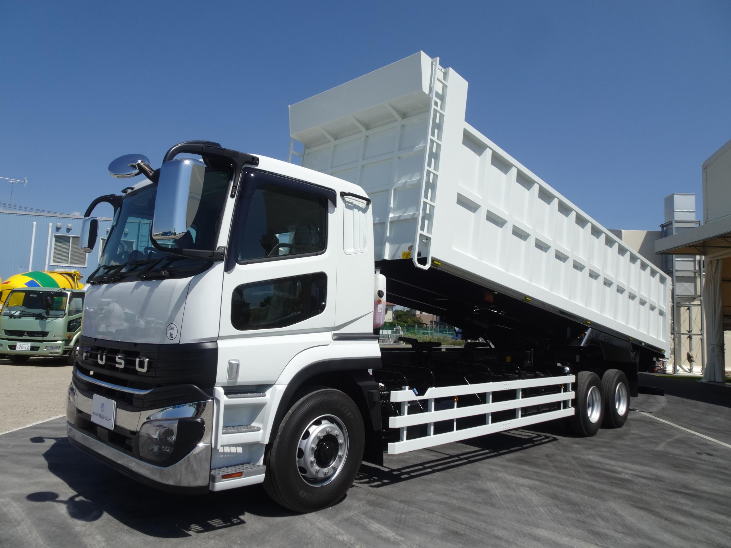 三菱 スーパーグレート 2PG-FV80VZ(6x4)の写真1