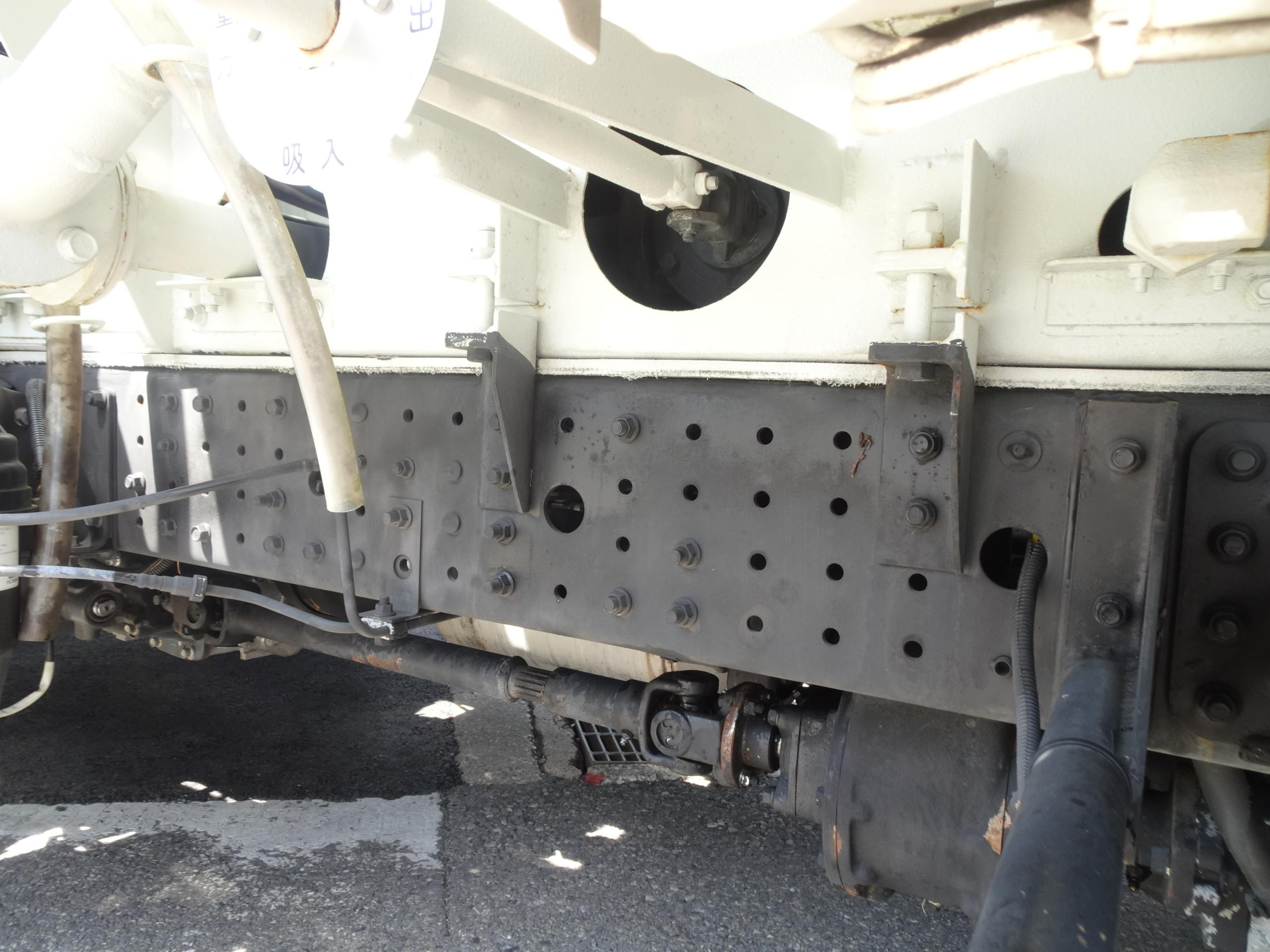 三菱 キャンター TPG-FEB90(2WD)の写真15