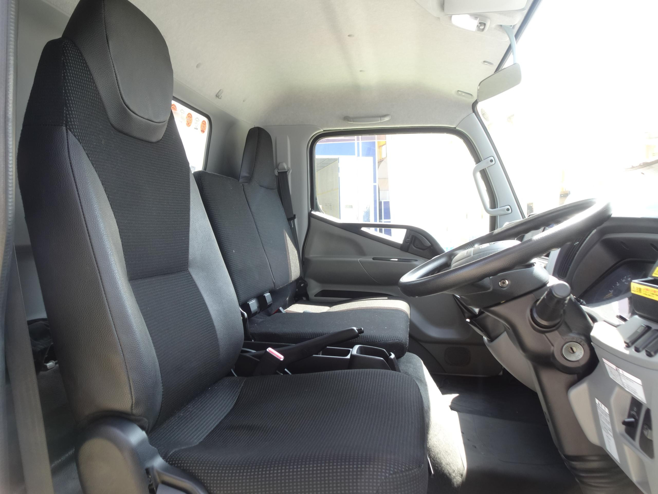 三菱 キャンター TPG-FEB90(2WD)の写真21