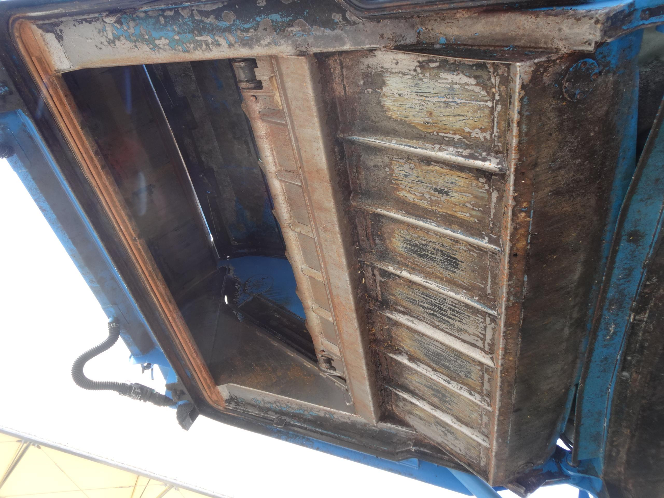 日野 レンジャー QKG-FJ7JGAA(2WD)の写真9