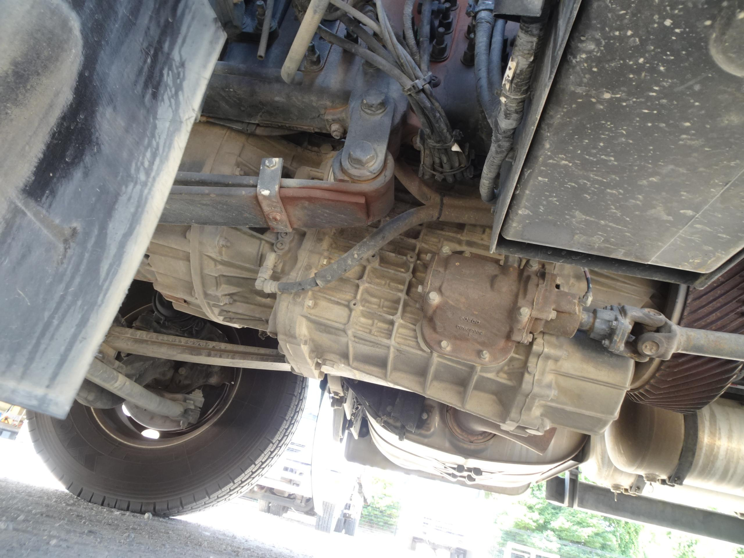 UD クオン 2PG-CW5CL(6x4)の写真16