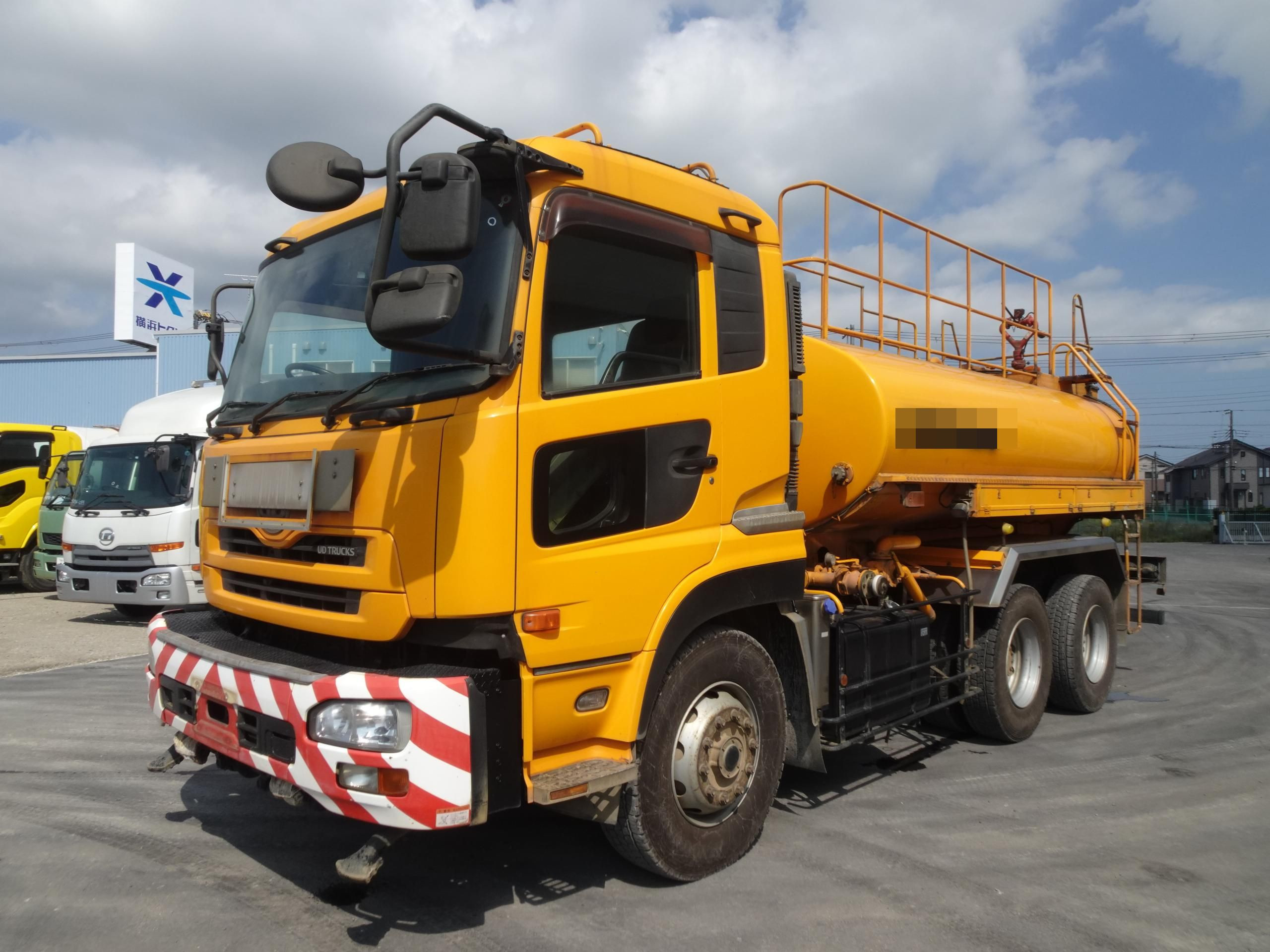 UD クオン LDG-CW5XL(6x4)の写真1