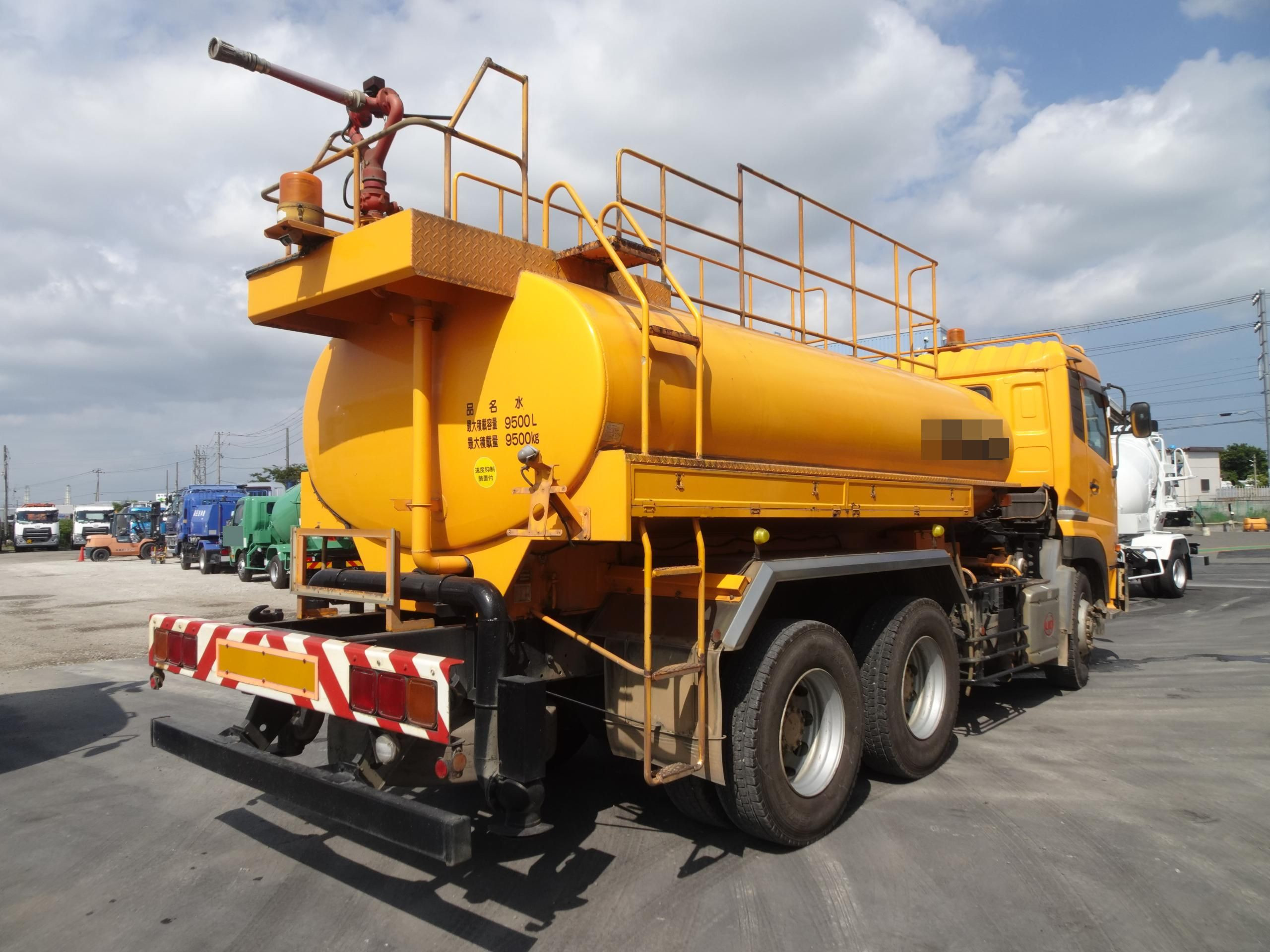 UD クオン LDG-CW5XL(6x4)の写真4