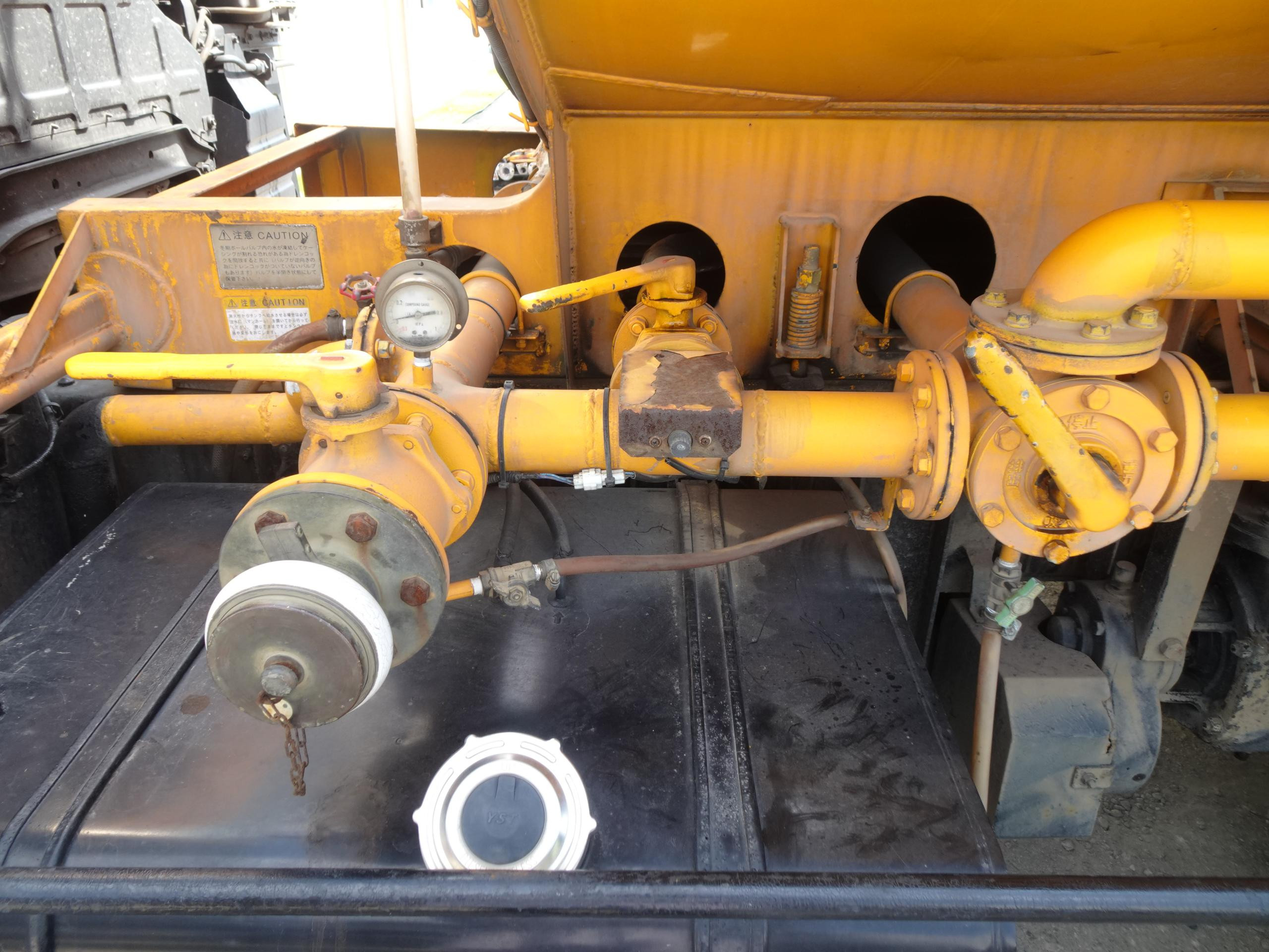 UD クオン LDG-CW5XL(6x4)の写真6