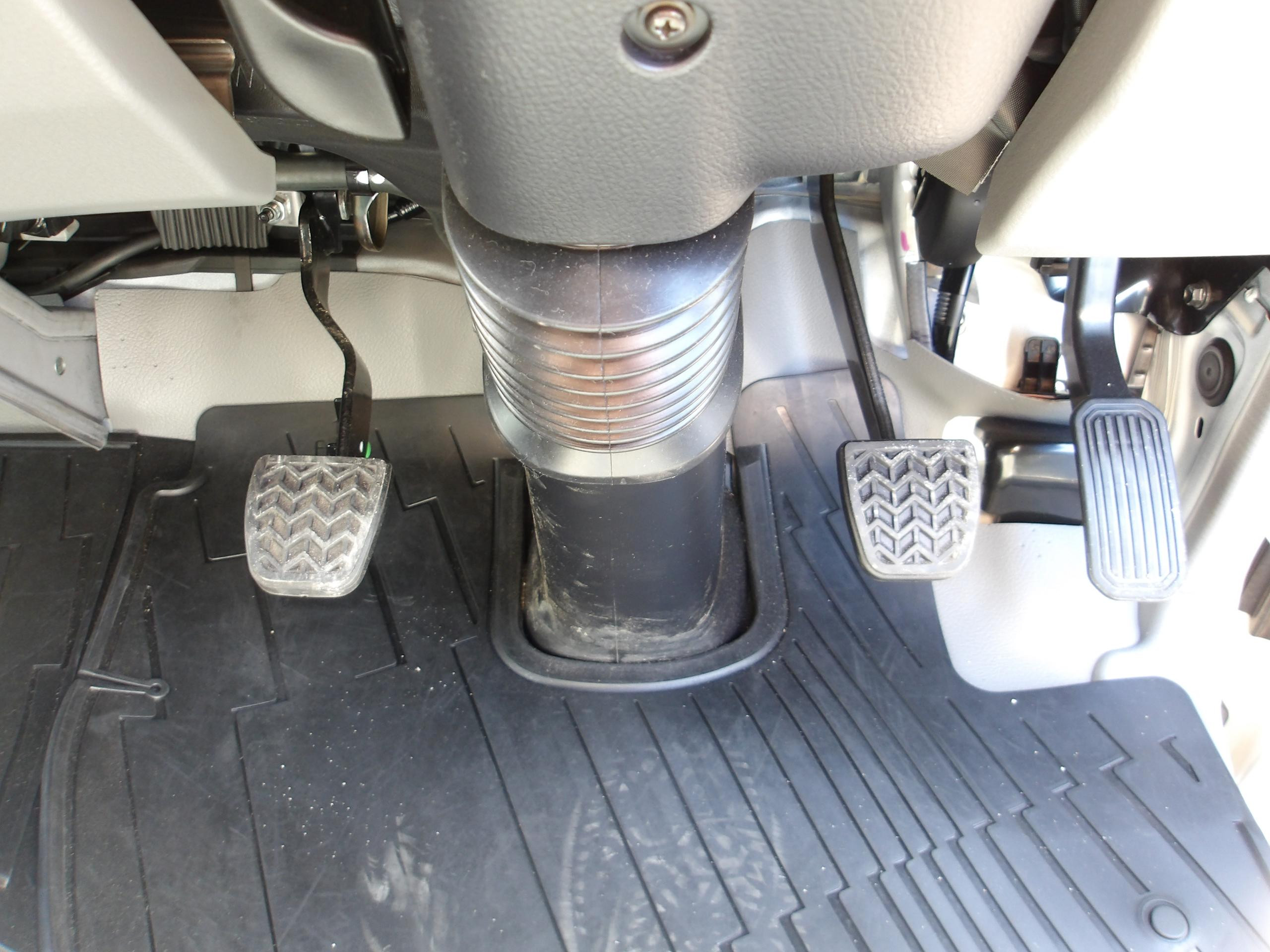 日野 デュトロ 2DG-XZU675M(4WD)の写真25