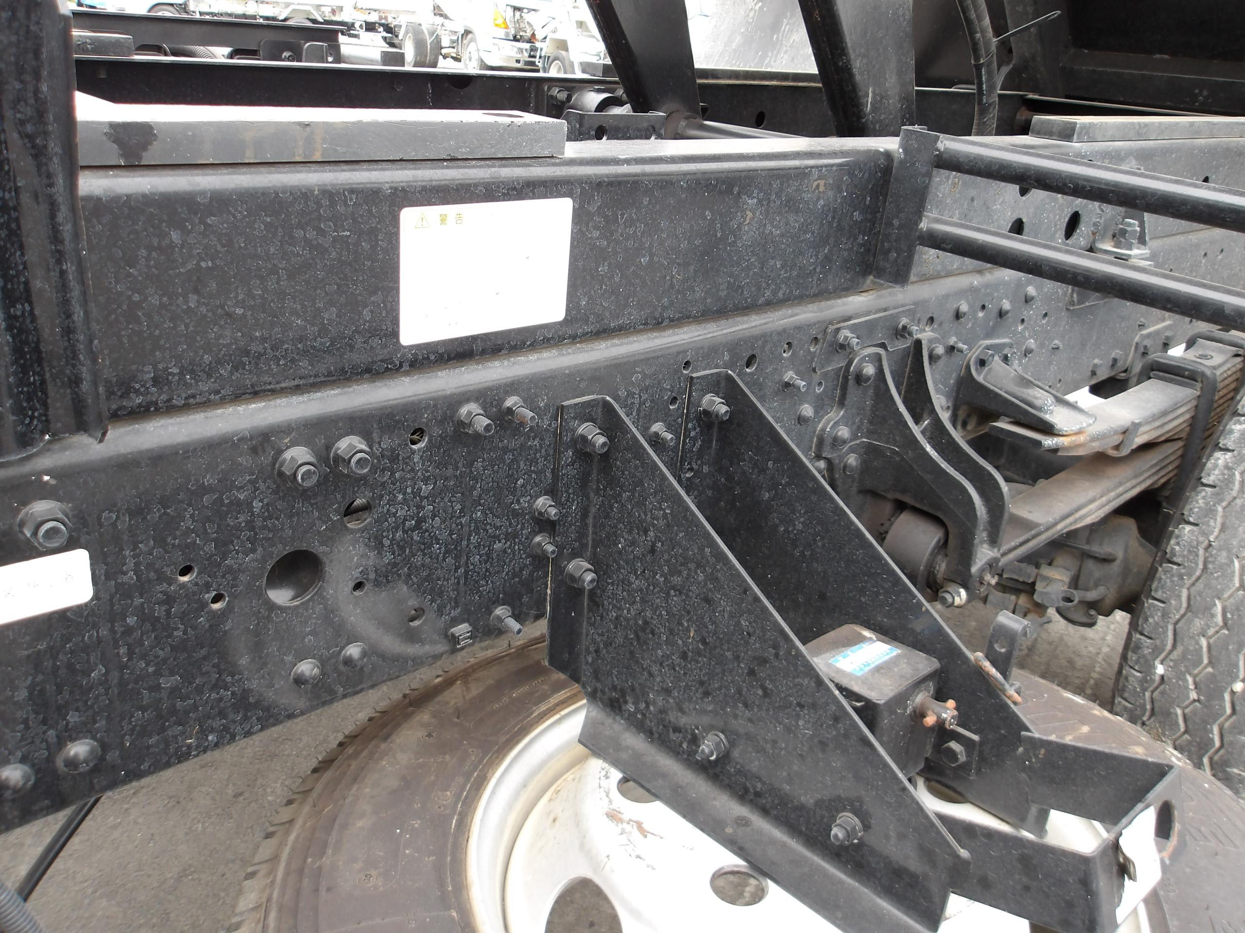 三菱 ファイター 2KG-FK62F(2WD)の写真12