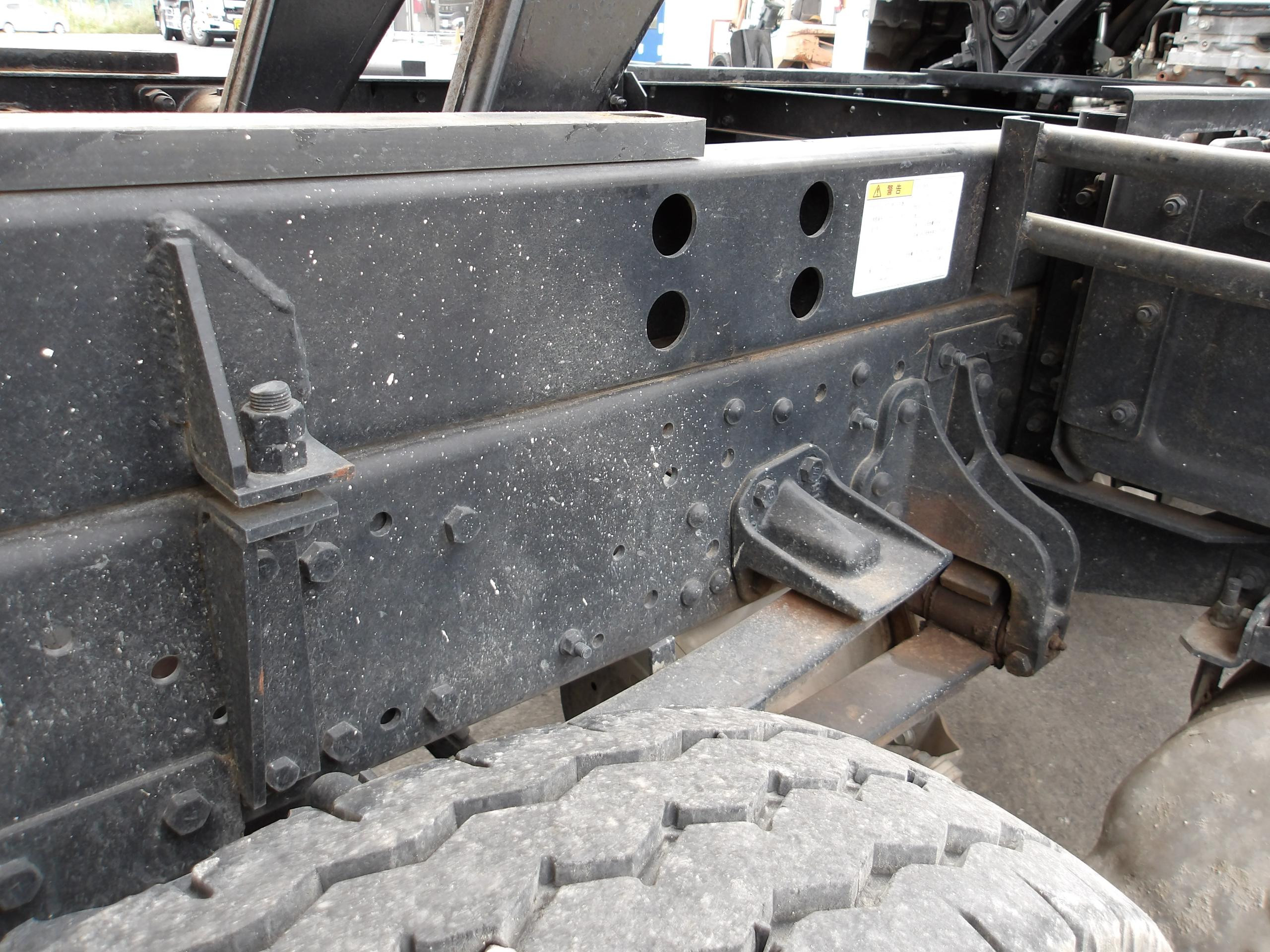 三菱 ファイター 2KG-FK62F(2WD)の写真13