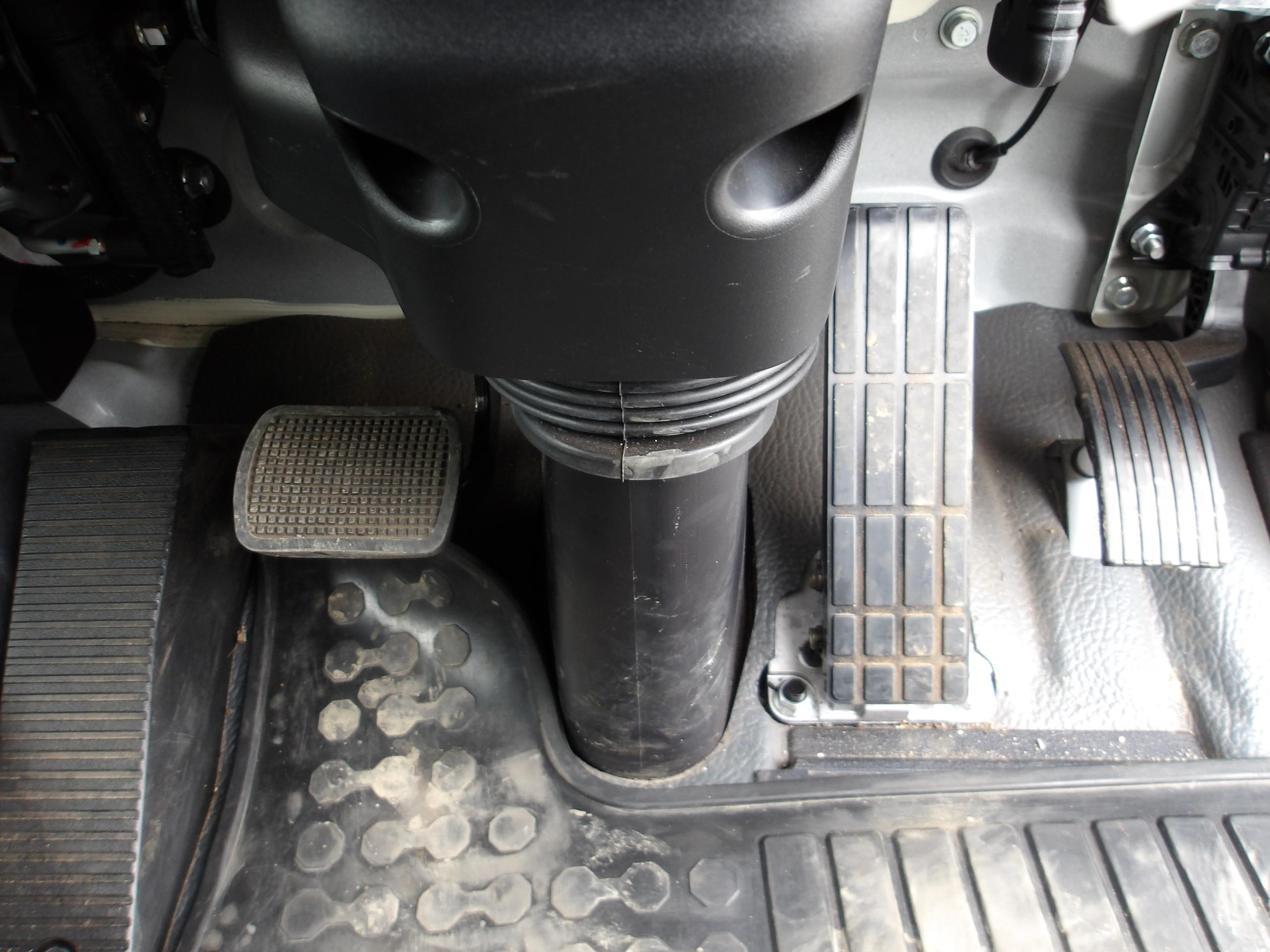 三菱 ファイター 2KG-FK62F(2WD)の写真25