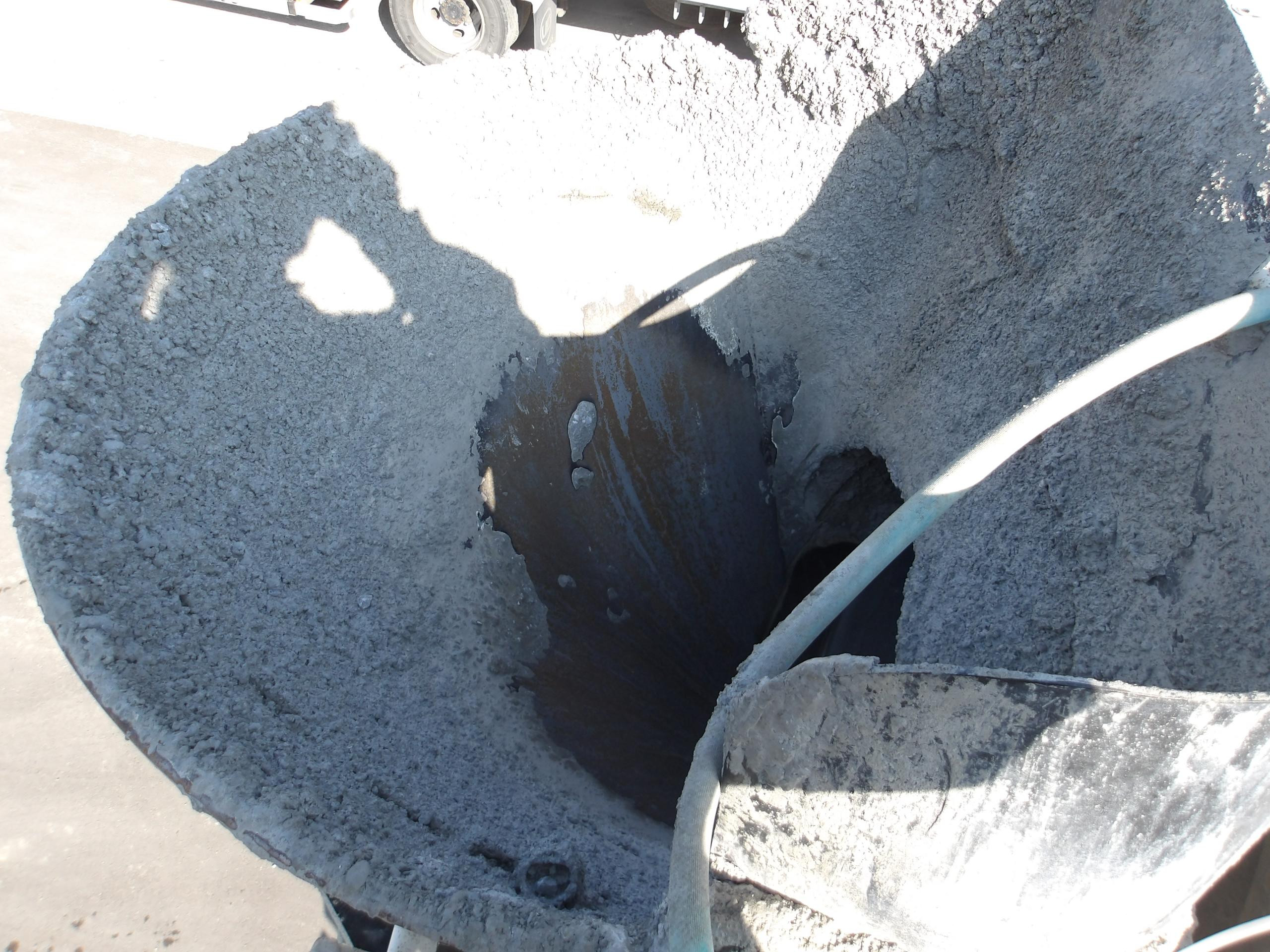 いすゞ フォワード 2PG-FTR90U2(2WD)の写真8