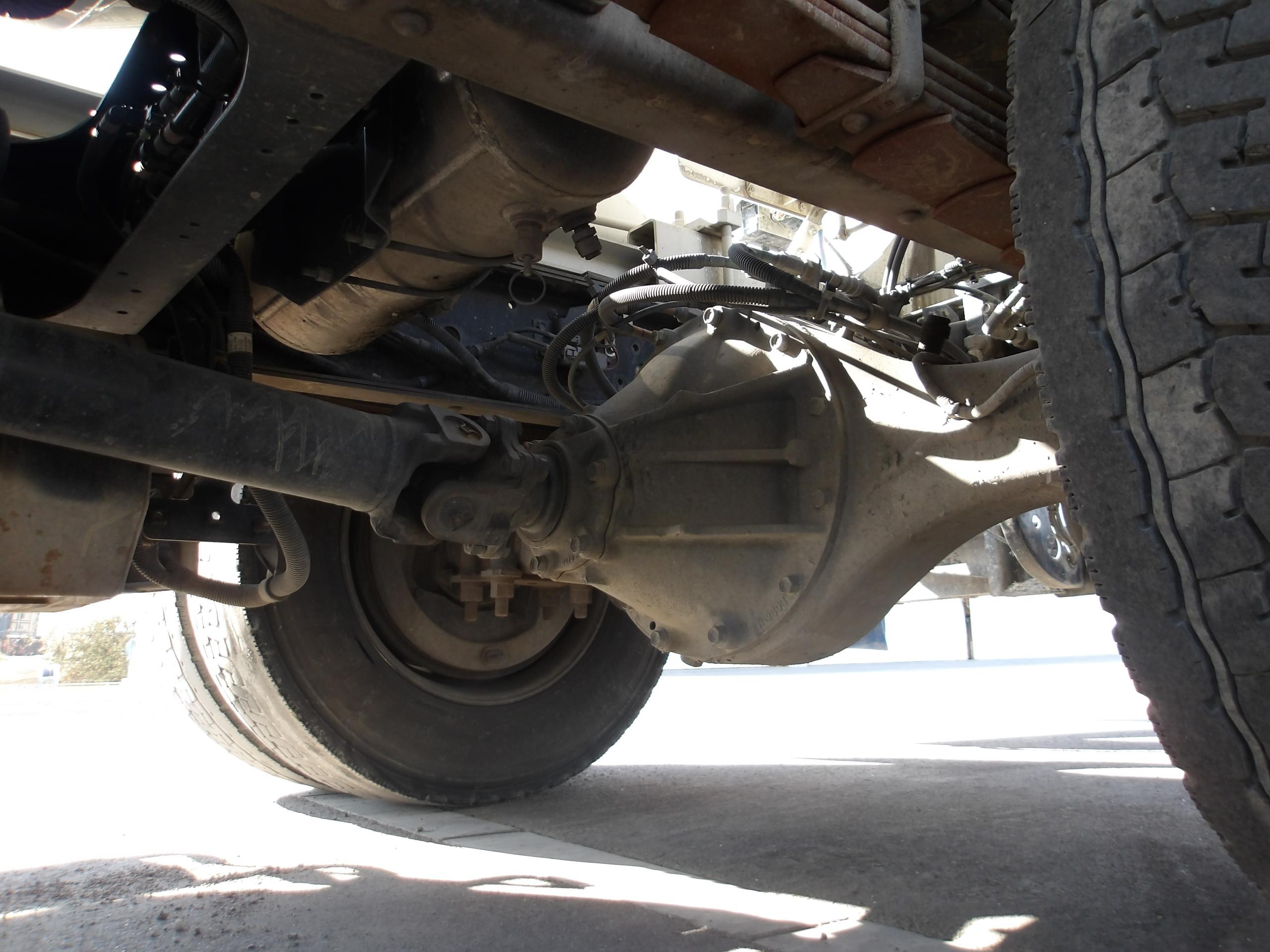 いすゞ フォワード 2PG-FTR90U2(2WD)の写真14