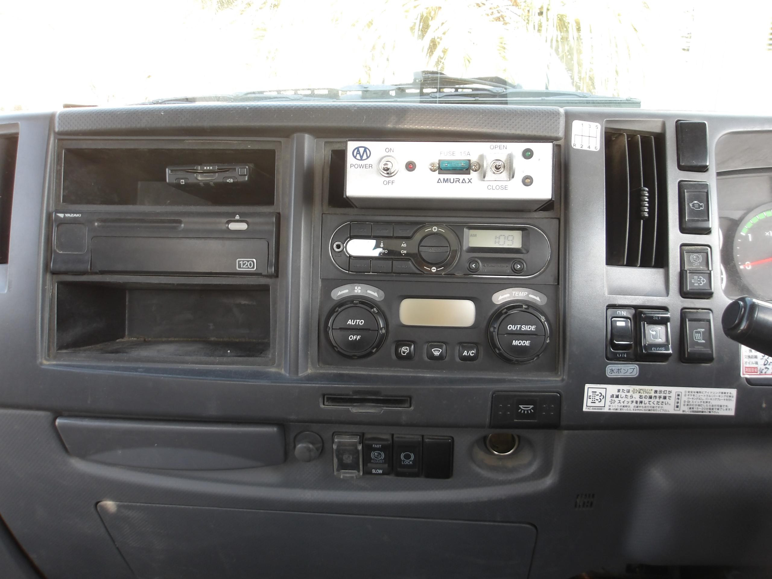 いすゞ フォワード 2PG-FTR90U2(2WD)の写真21