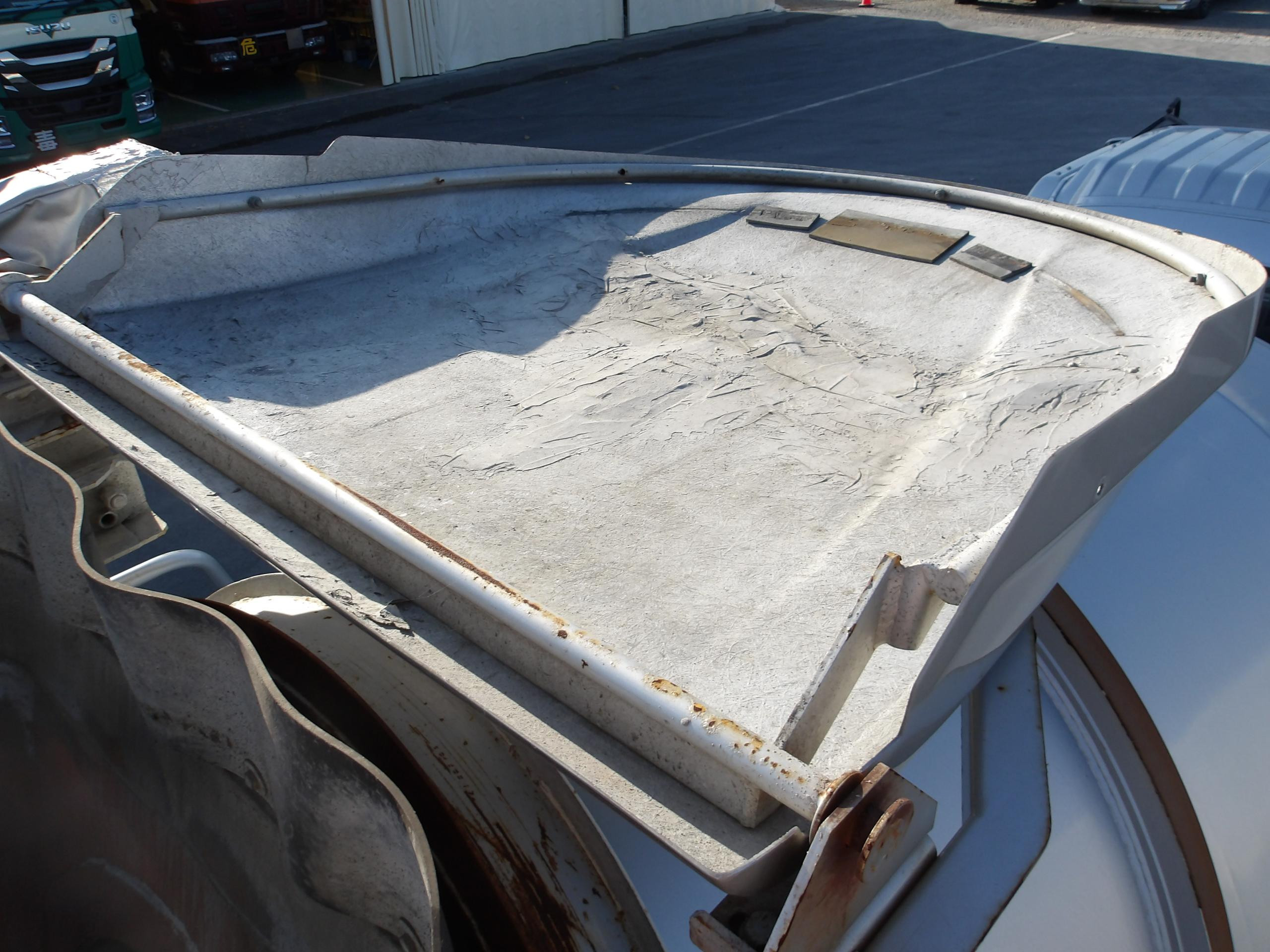 いすゞ フォワード 2PG-FTR90U2(2WD)の写真7